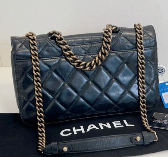 Chanel Classic Flap PM Chain Shoulder Bag Black Gold Women Fashion