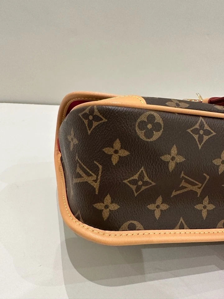 Louis Vuitton Canvas Baguette Shoulder Bag Pink Strap For Women