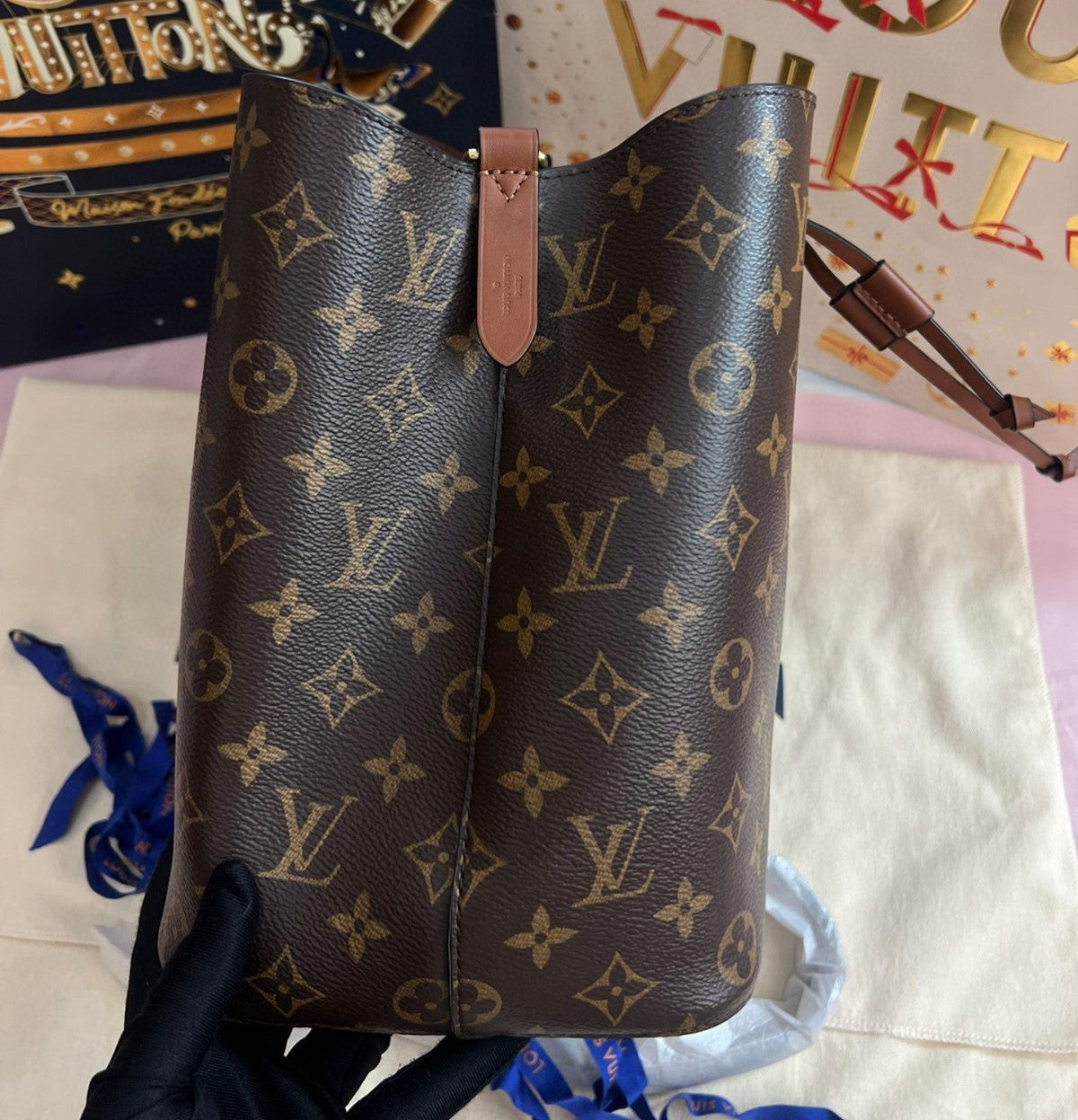 Louis Vuitton Monogram Bucket Top Handle Shoulder Bag Brown Women Classic