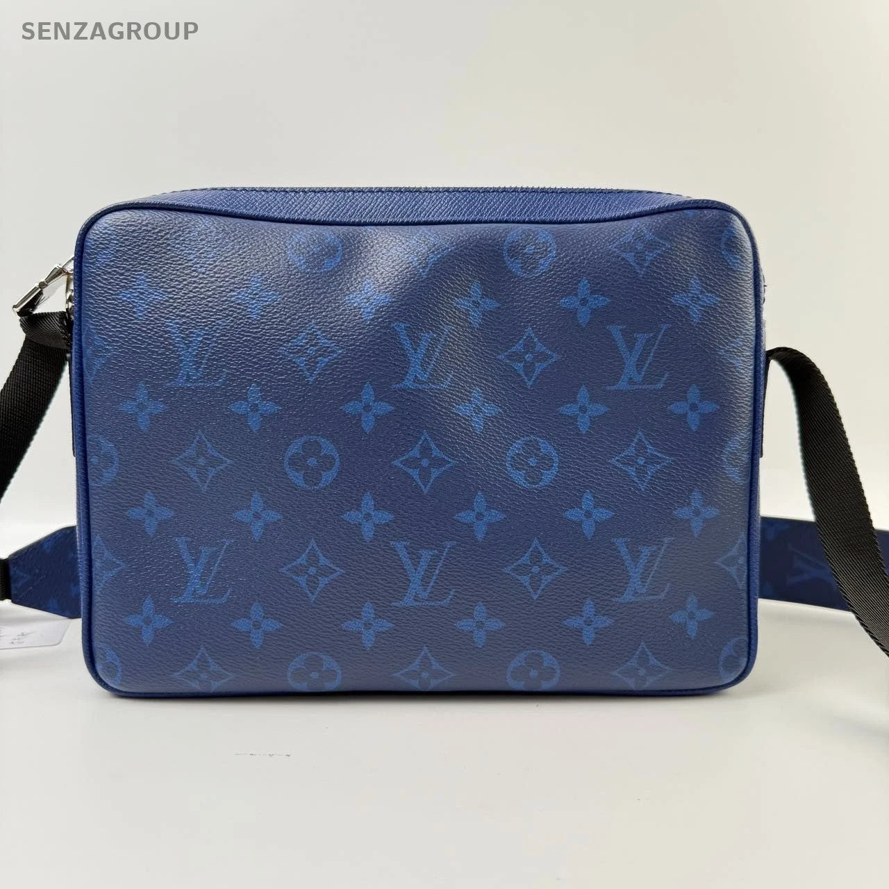 SJ0001 Louis Vuitton Outdoor Messenger Bag crossbody camera bag(U)