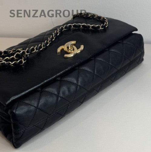 Chanel WOC Diamond Pattern Chain Shoulder Bag Crossbody Black Gold Used Women