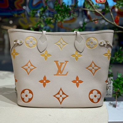 Louis Vuitton Neverfull Monogram Beige Tote Shoulder Bag Classic Women