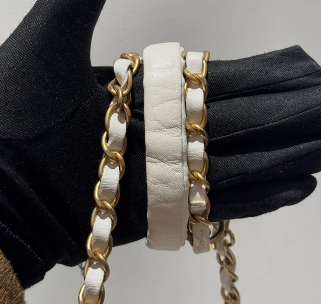 Chanel Diamond Hobo Chain Top Handle Bag Crossbody White Gold Used Women Classic