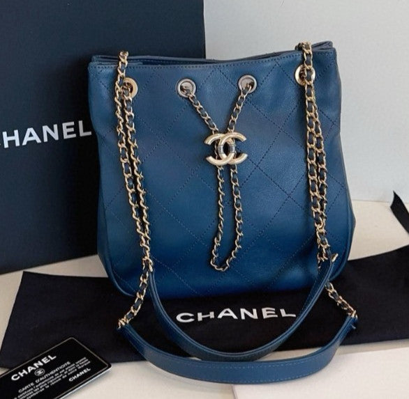 Chanel Calfskin Diamond Chain Shoulder Bag Blue Gold Used Women Classic Fashion