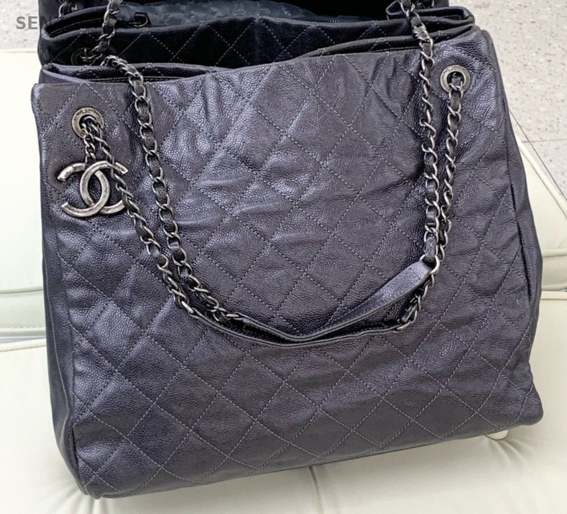 Chanel Diamond Calfskin Chain Tote Shoulder Bag Gray Silver Used Women Classic