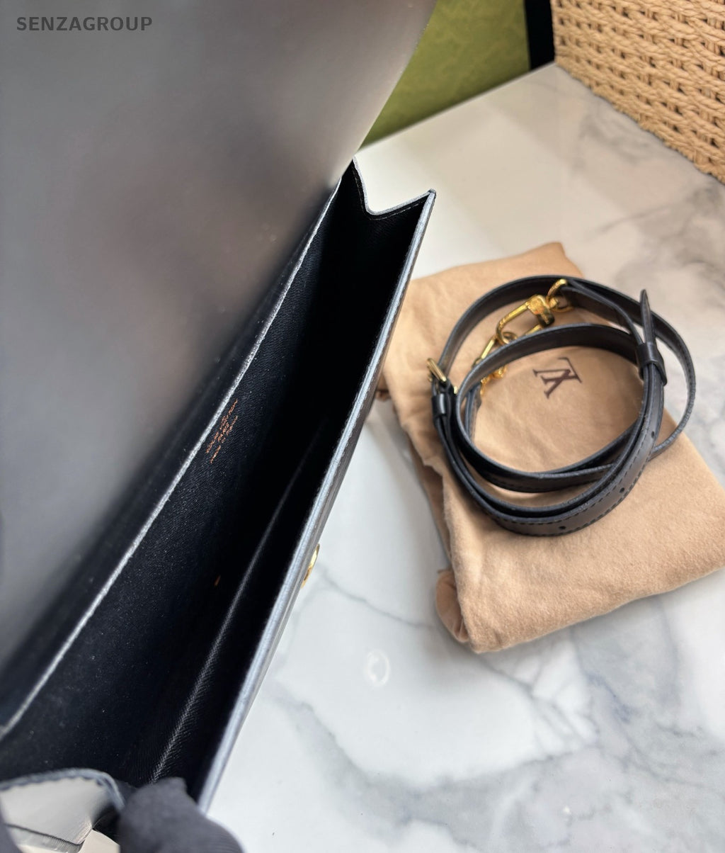Louis Vuitton Water ripples All Black Shoulder bag Black Gold