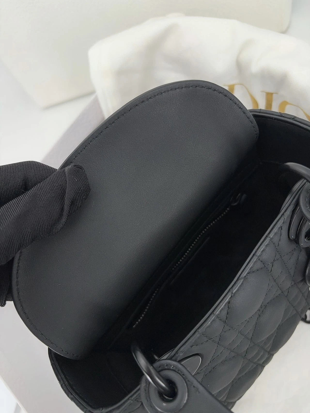 Dior Matte Black Leather 3-Grid Lady Dior Handbag For Women