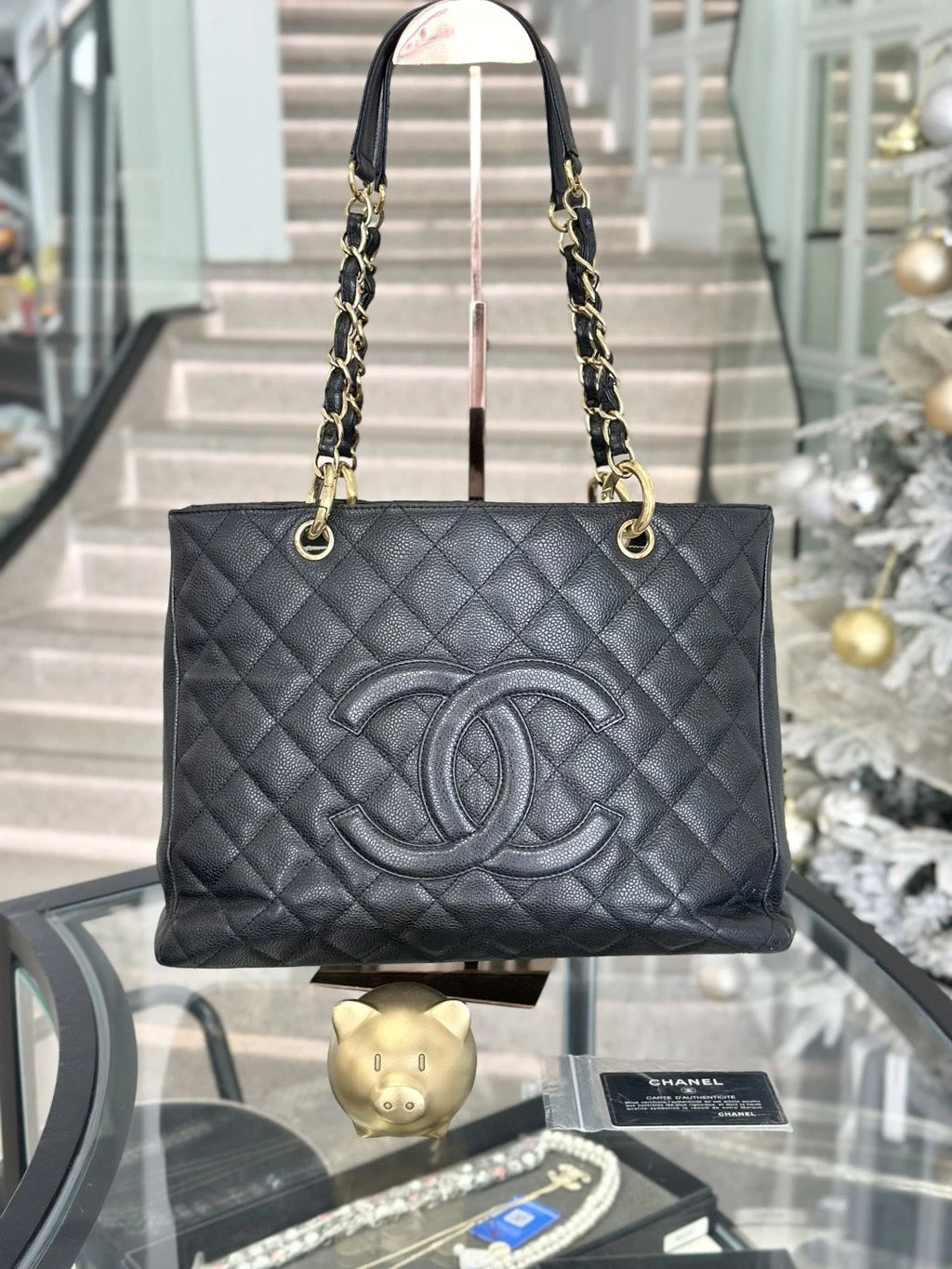 Chanel GST Calfskin MM Chain Shoulder Crossbody Bag Black Gold Hardware Women S