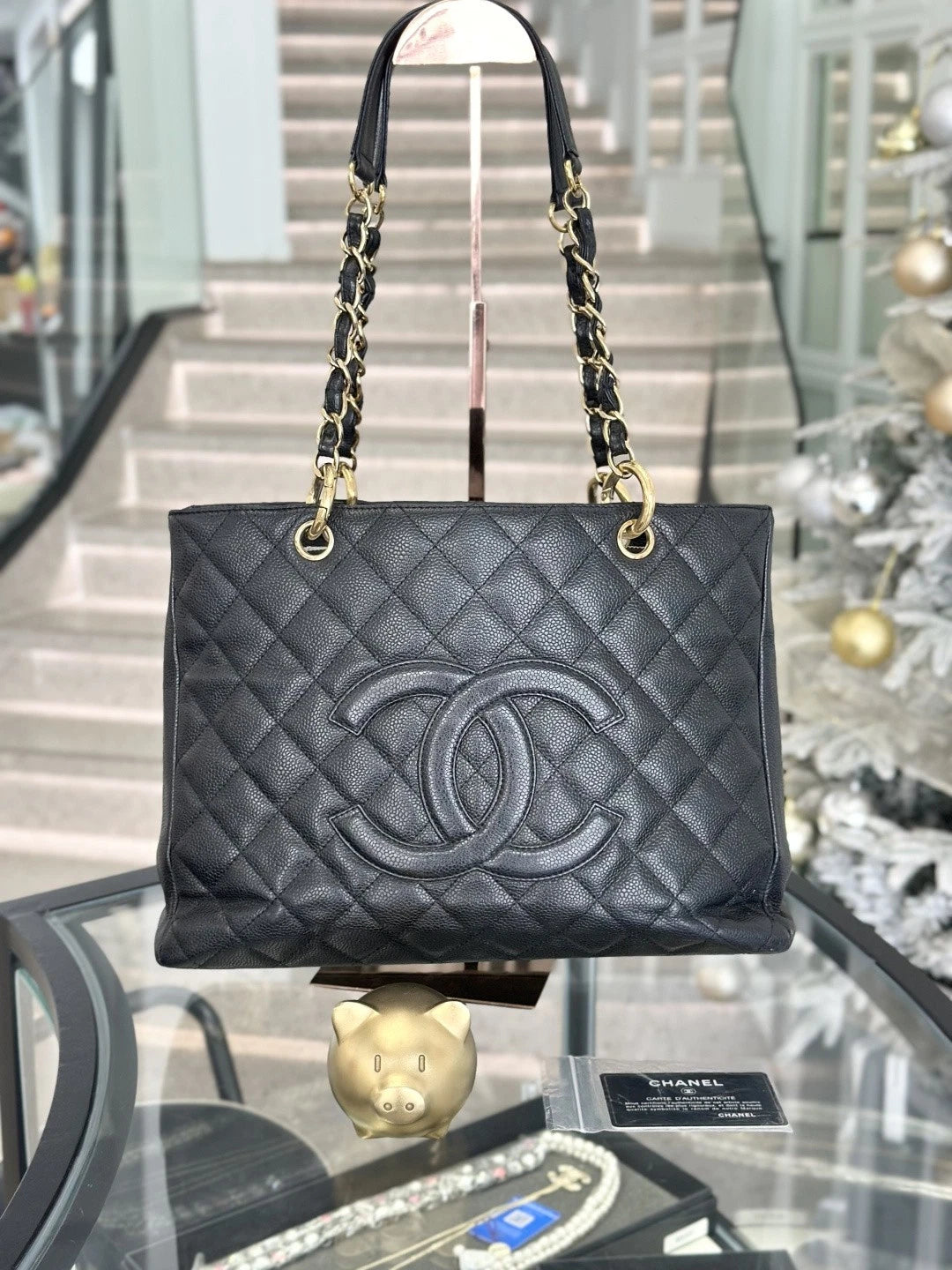 Chanel GST Calfskin MM Chain Shoulder Crossbody Bag Black Gold Hardware Women S