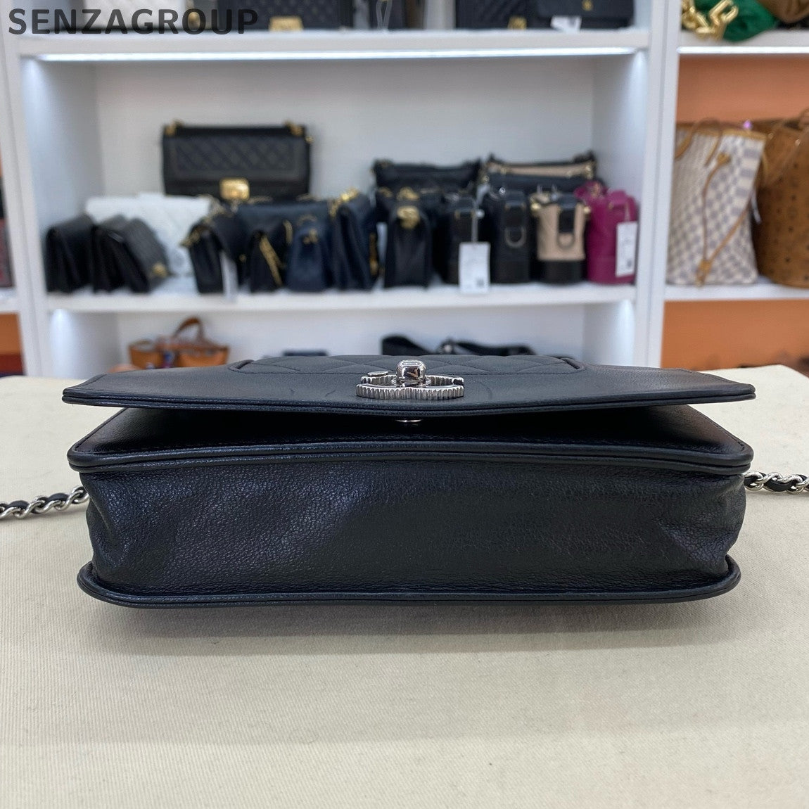 Chanel Classic Black Silver Quilted Chain Shoulder Crossbody Bag