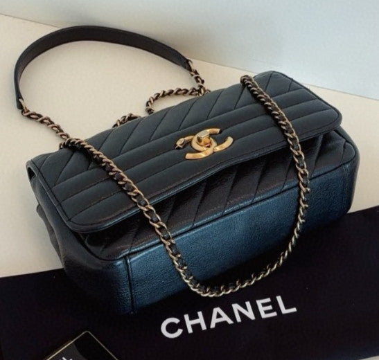 Chanel Classic Flap Mini Lambskin Chain Shoulder Bag Crossbody Black Gold Women