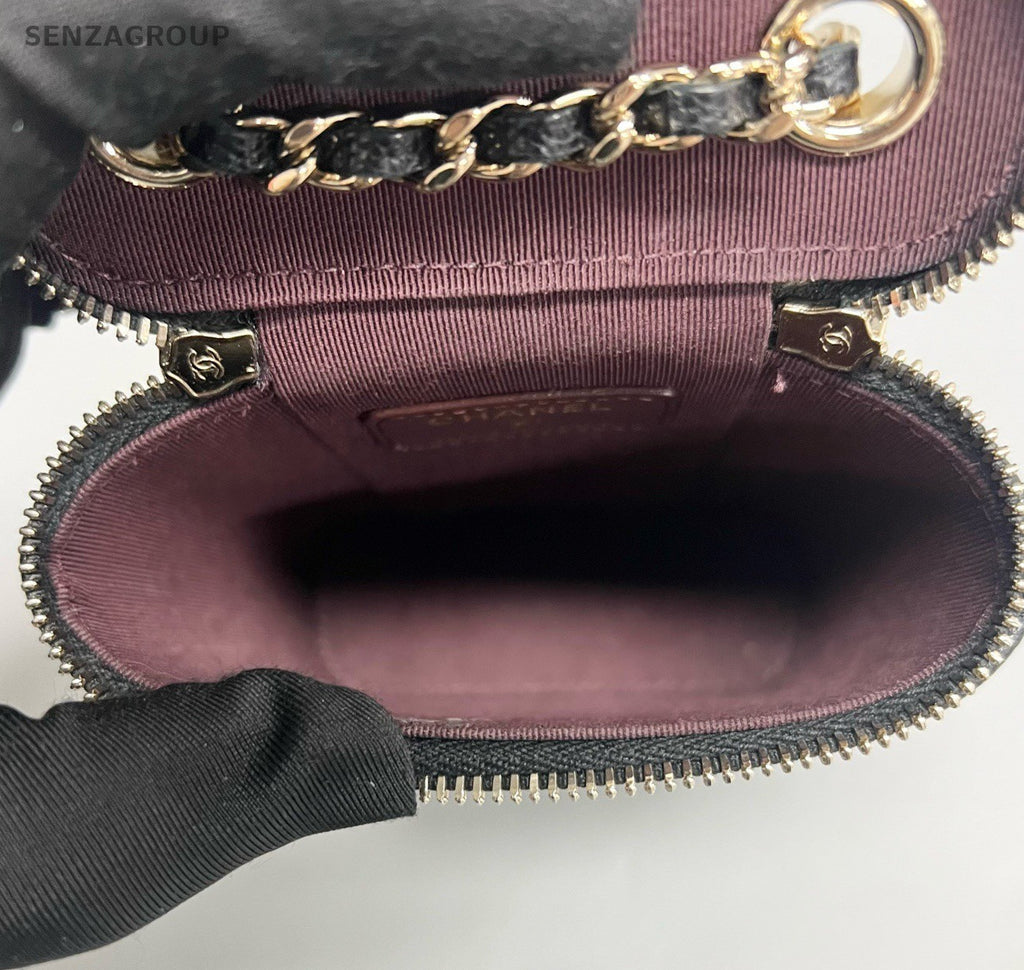 Chanel Calfskin Diamond Chain Shoulder Bag Crossbody Black Gold Used Women