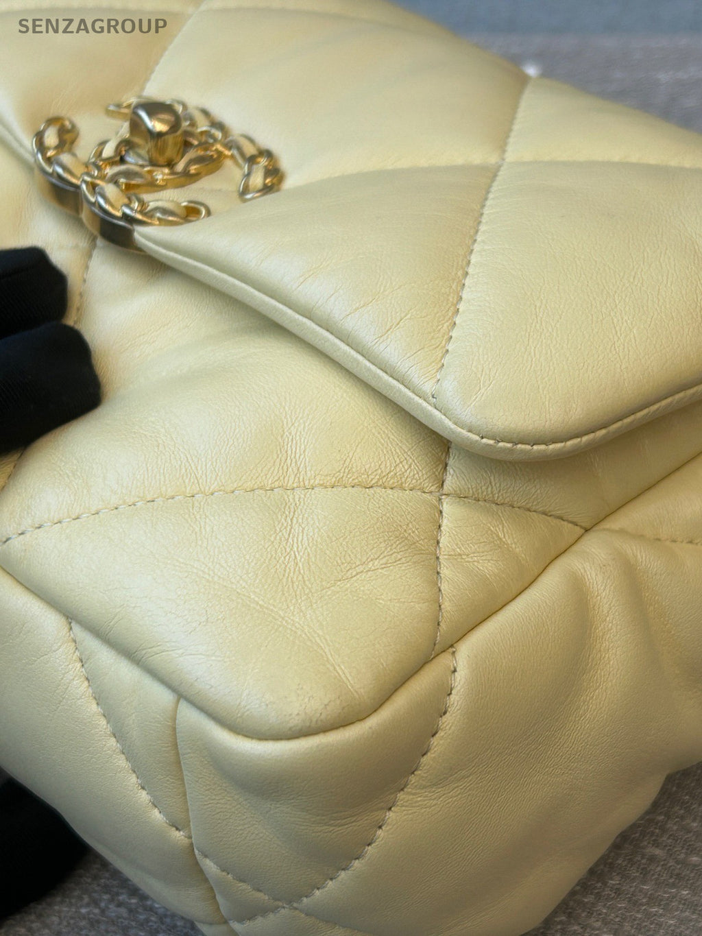 Chanel 19Bag PM Chain Shoulder Bag Crossbody Yellow Gold Women Classic Diamond