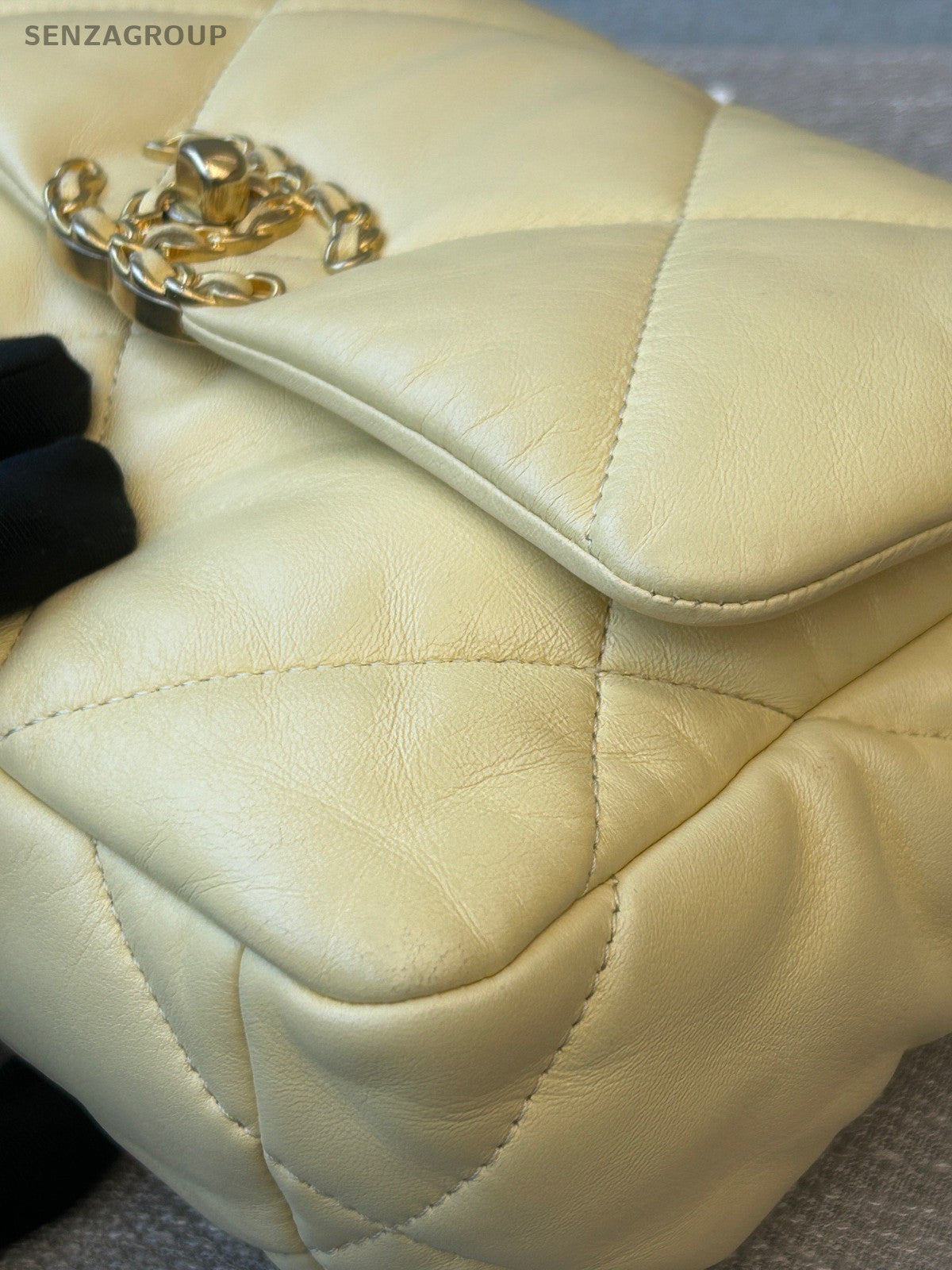 Chanel 19Bag PM Chain Shoulder Bag Crossbody Yellow Gold Women Classic Diamond