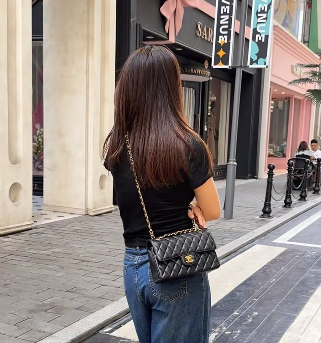 Chanel Classic Flap PM Chain Calfskin Shoulder Crossbody Black Gold Women