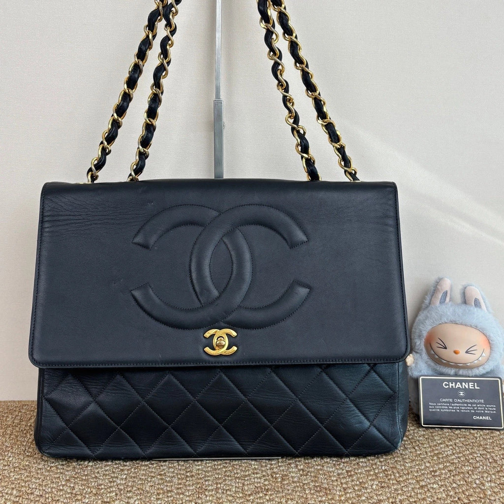 Chanel Diamond Lambskin Chain Shoulder Bag Black Gold Used Women Classic