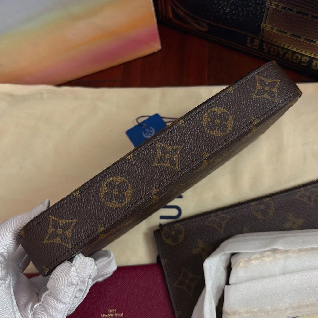 New Louis Vuitton Pochette Felicie Monogram Canvas Gold Chain Shoulder Crossbody