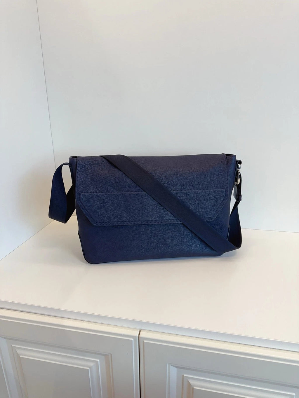 Hermès Citynews Messenger Bag Togo Leather Midnight Blue Classic