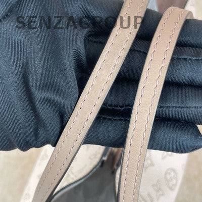 Louis Vuitton Hina Pink Tote Bag with Detachable Pouch - Women's Fashion