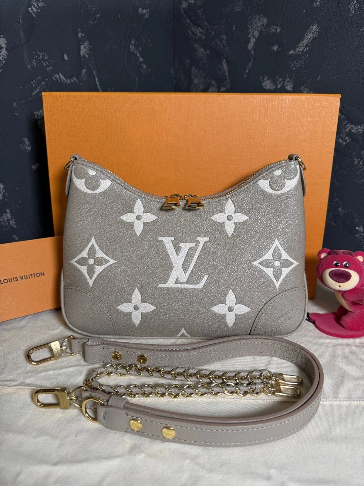 Louis Vuitton Boulogne Shoulder Bag Gray Gold Hardware