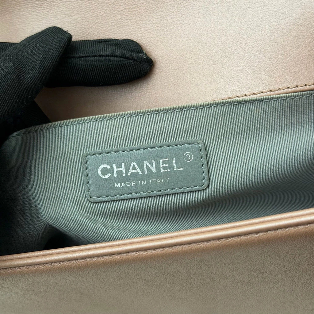 Chanel Leboy MM Chain Crossbody Diamond Pink Silver Hardware Excellent