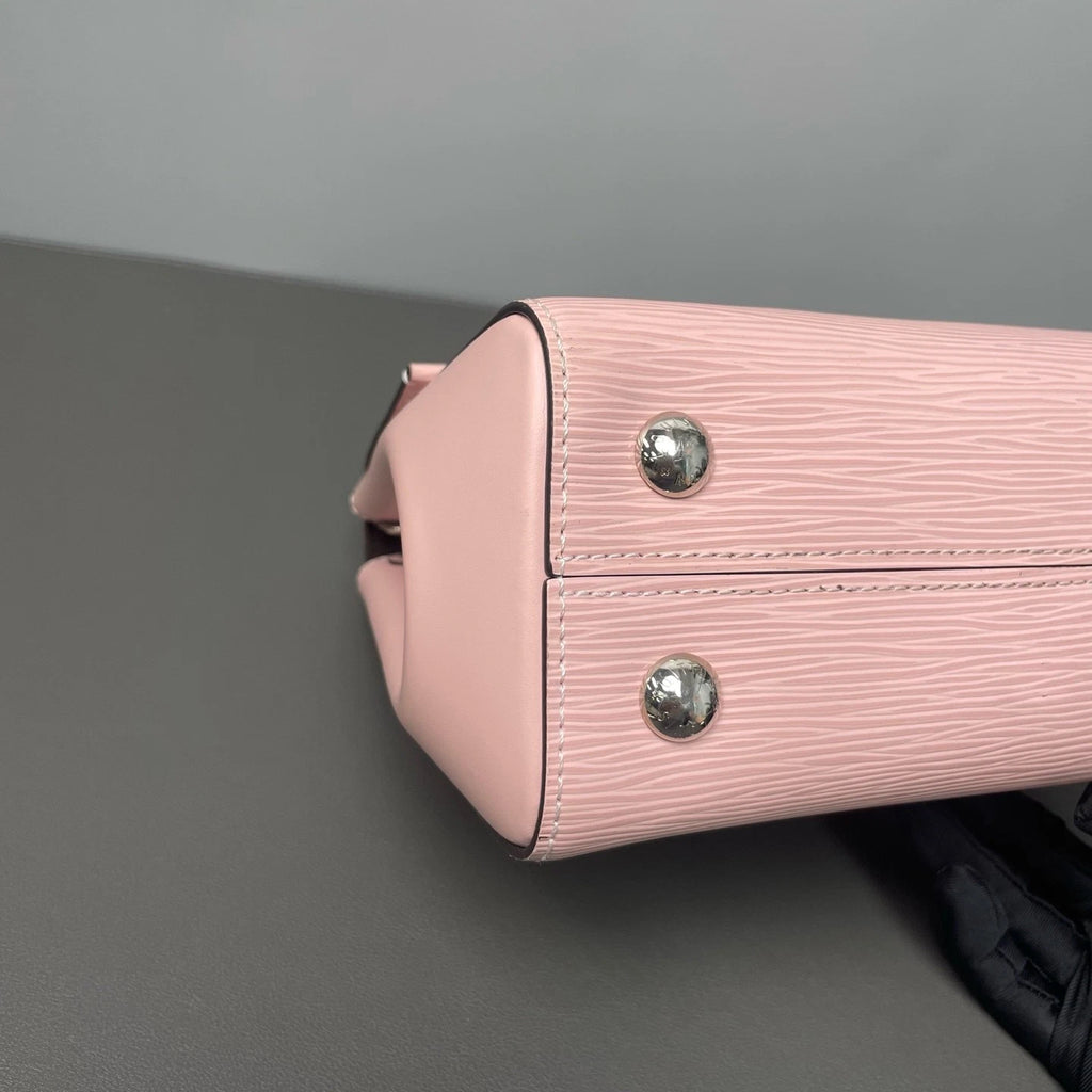 Louis Vuitton Cluny Epi Pink Crossbody Handbag Excellent