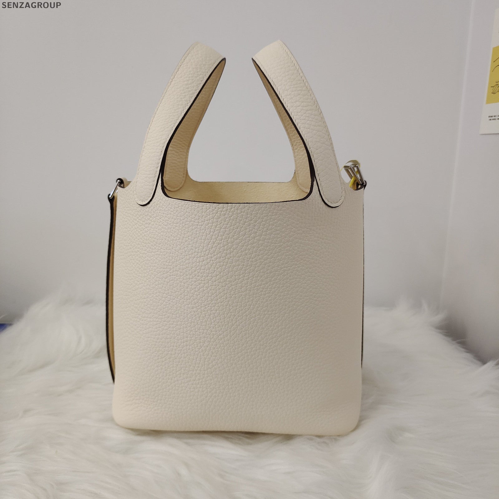 Hermès Picotin 18 White Bag Silver Hardware - Classic Fashion Women's Tote