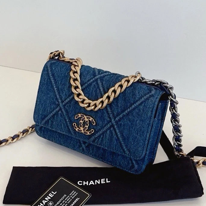 Chanel 19Bag WOC Denim Chain Top Handle Crossbody Blue Gold Women Classic
