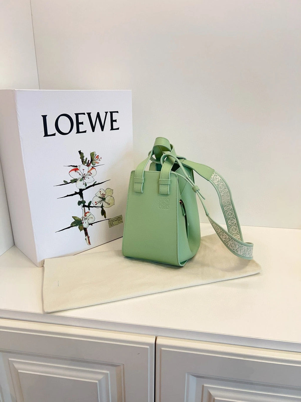 Loewe Hammock Green Shoulder Bag For Women