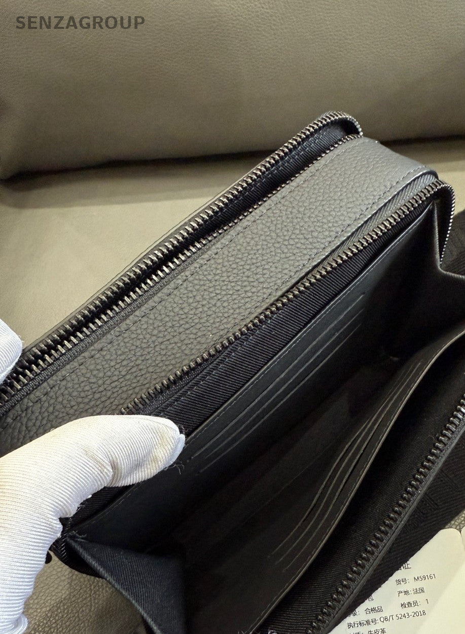 Louis Vuitton Alpha Wearable All Leather Canvas Shoulder bag Black Classic