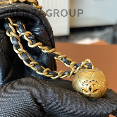 Chanel Classic Flap Black Gold Lambskin Chain Shoulder Crossbody Bag