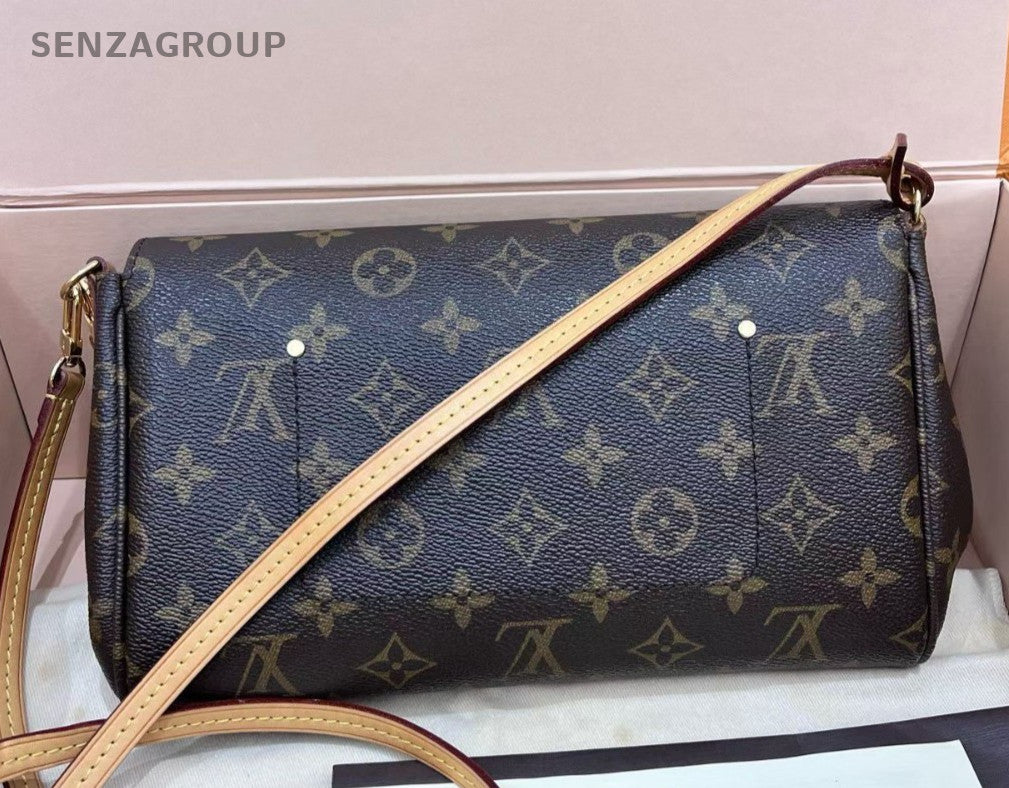Louis Vuitton Favorite MM Monogram Chain Shoulder Bag Crossbody Women Classic