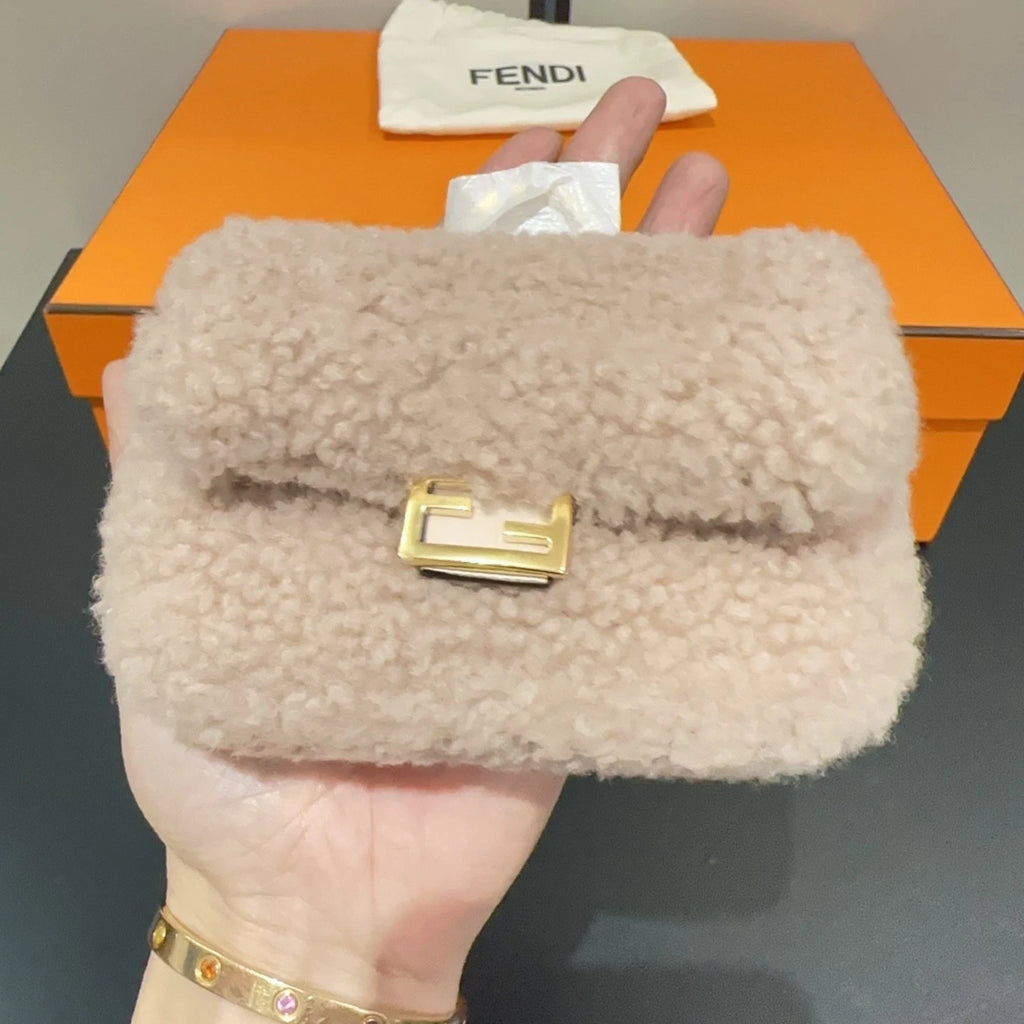 Fendi Baguette Nano Gold Logo Lambskin Shoulder Coin Purse Women
