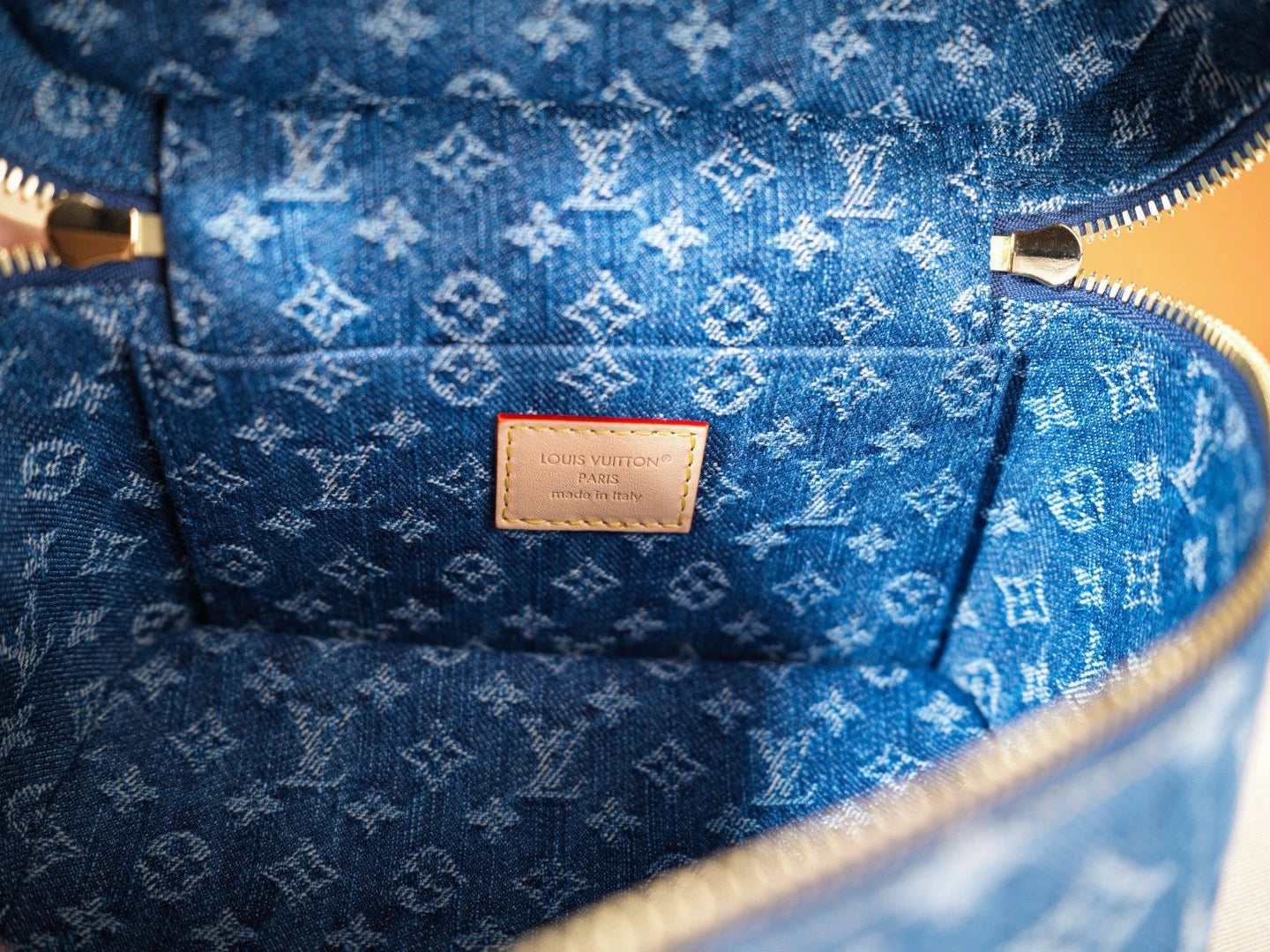 Excellent Louis Vuitton Nice Mini Denim Vanity Monogram Top Handle Bag GHW