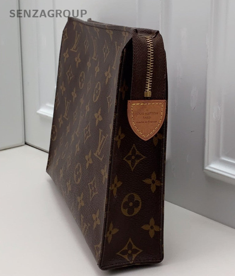 Louis Vuitton Monogram Clutch Brown Gold Unisex Adults Classic Fashion