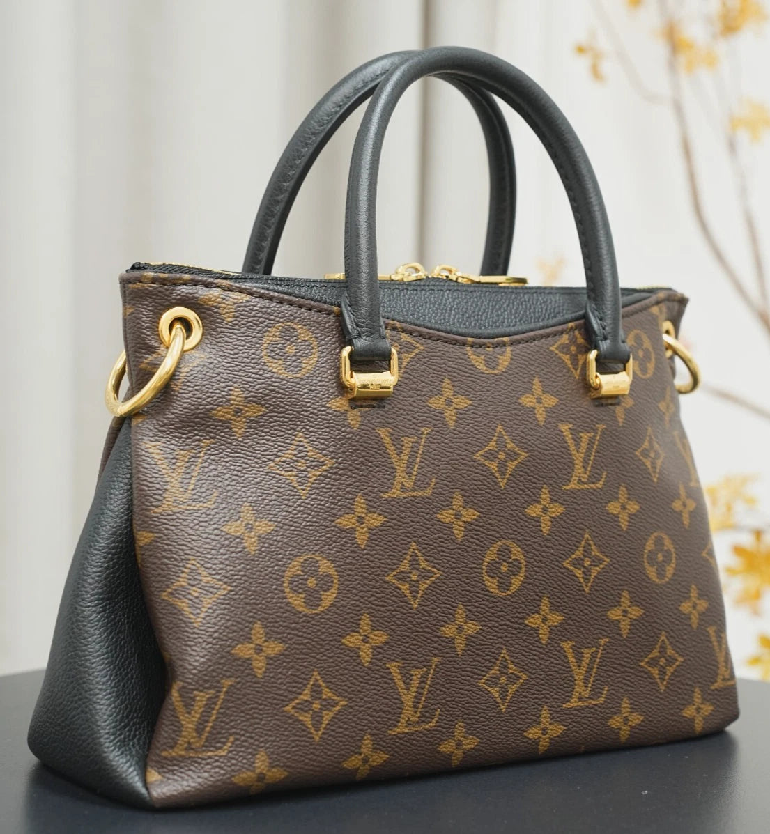 Louis Vuitton M42960 Monogram Shoulder Bag Excellent