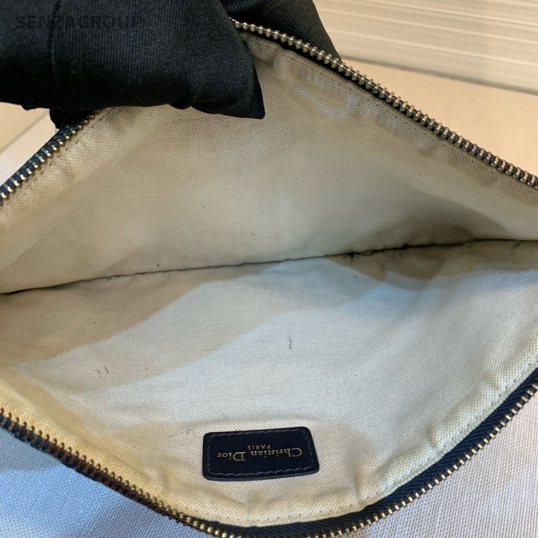 Chirstian Dior Monogram Class Clutch Handbag