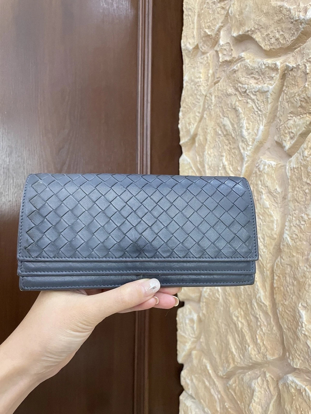 Bottega Veneta Classic Woven Leather Long Multilayer Wallet For Women