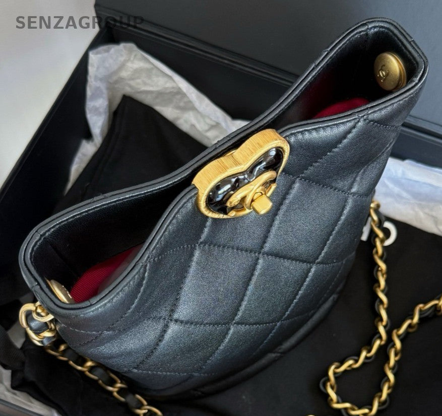 Chanel 23S Heart Enamel Bucket Chain Shoulder Bag Crossbody Black Women Fashion