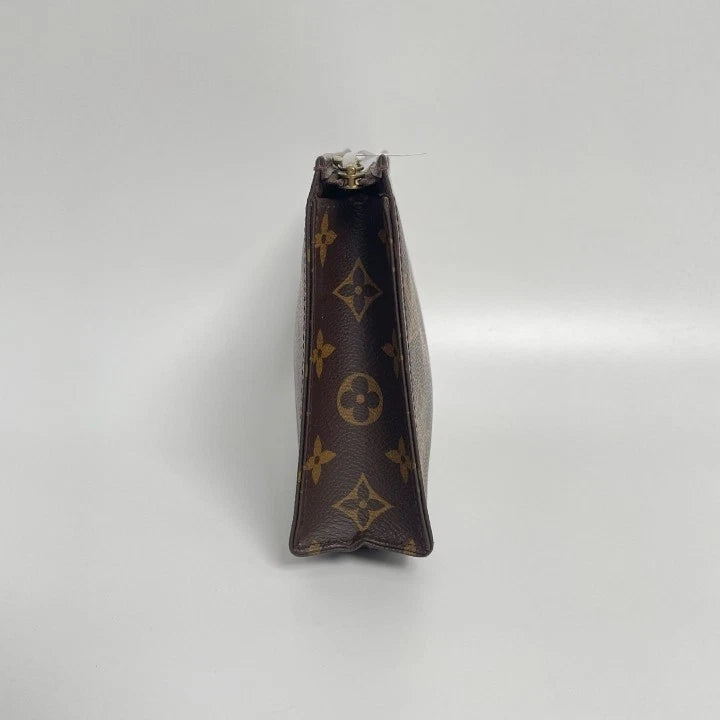Louis Vuitton Monogram Canvas Clutch Bag For Women