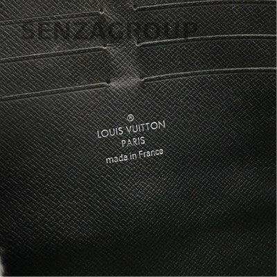 Louis Vuitton Pochette Voyage MM Monogram Leather Unisex Clutch Bag