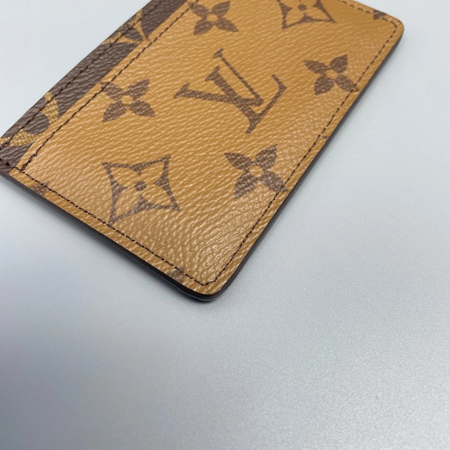Louis Vuitton Monogram Canvas Card Holder Excellent