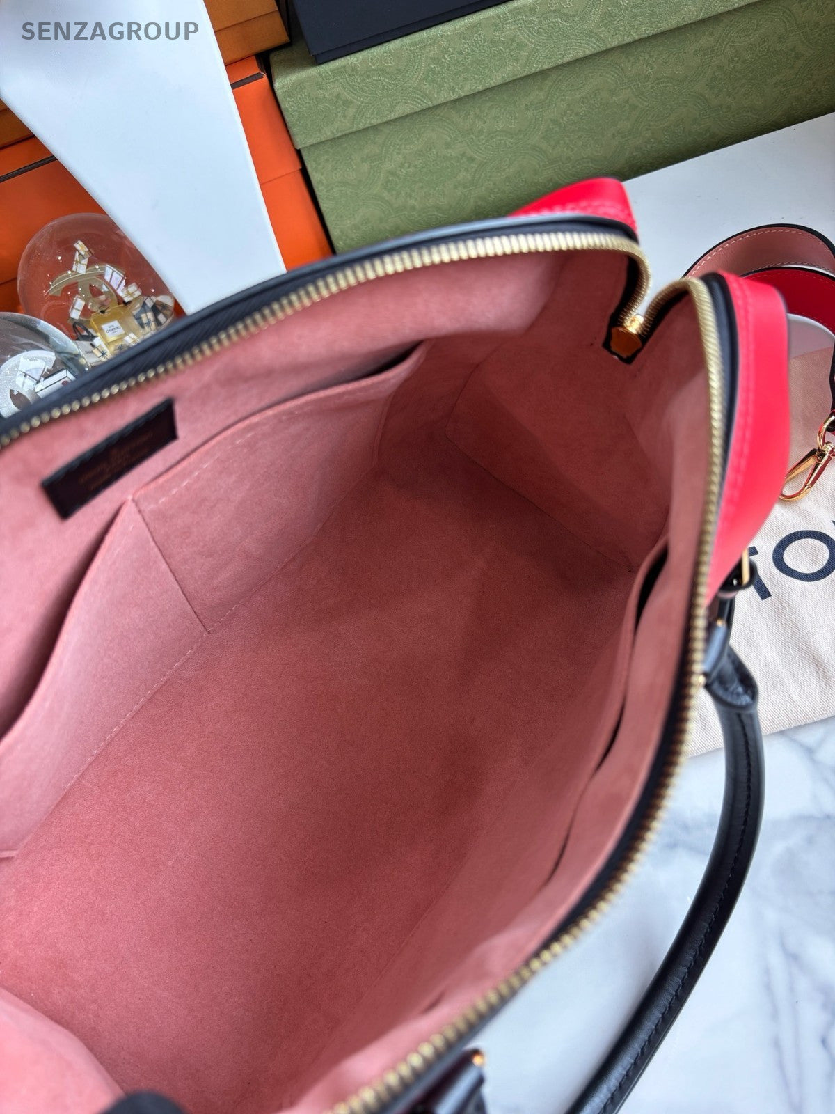 Louis Vuitton Tuileries Besace Monogram Red Shoulder handbag 2WAY