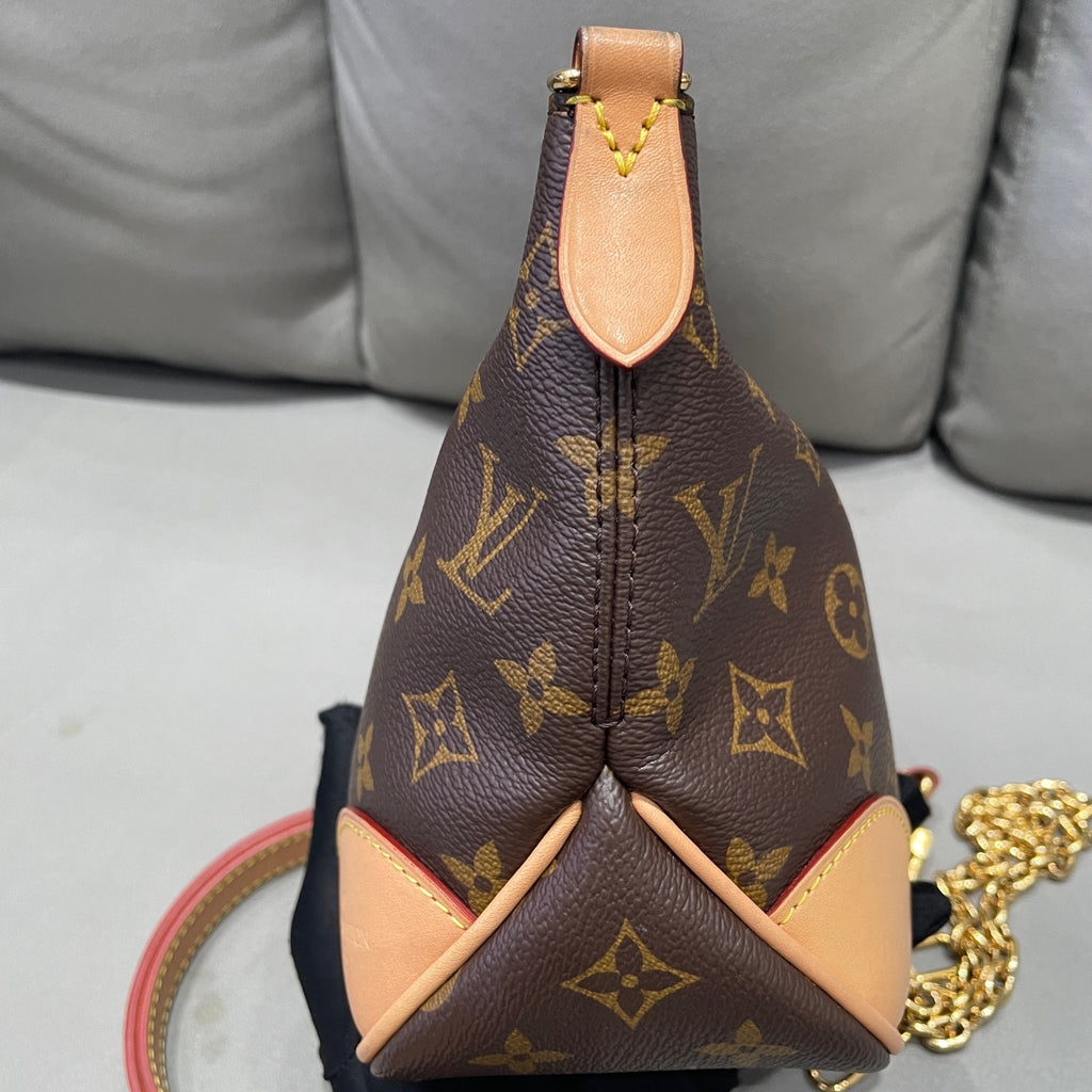 Louis Vuitton Monogram Chain Shoulder Bag Brown Gold Clasp Classic Fashion