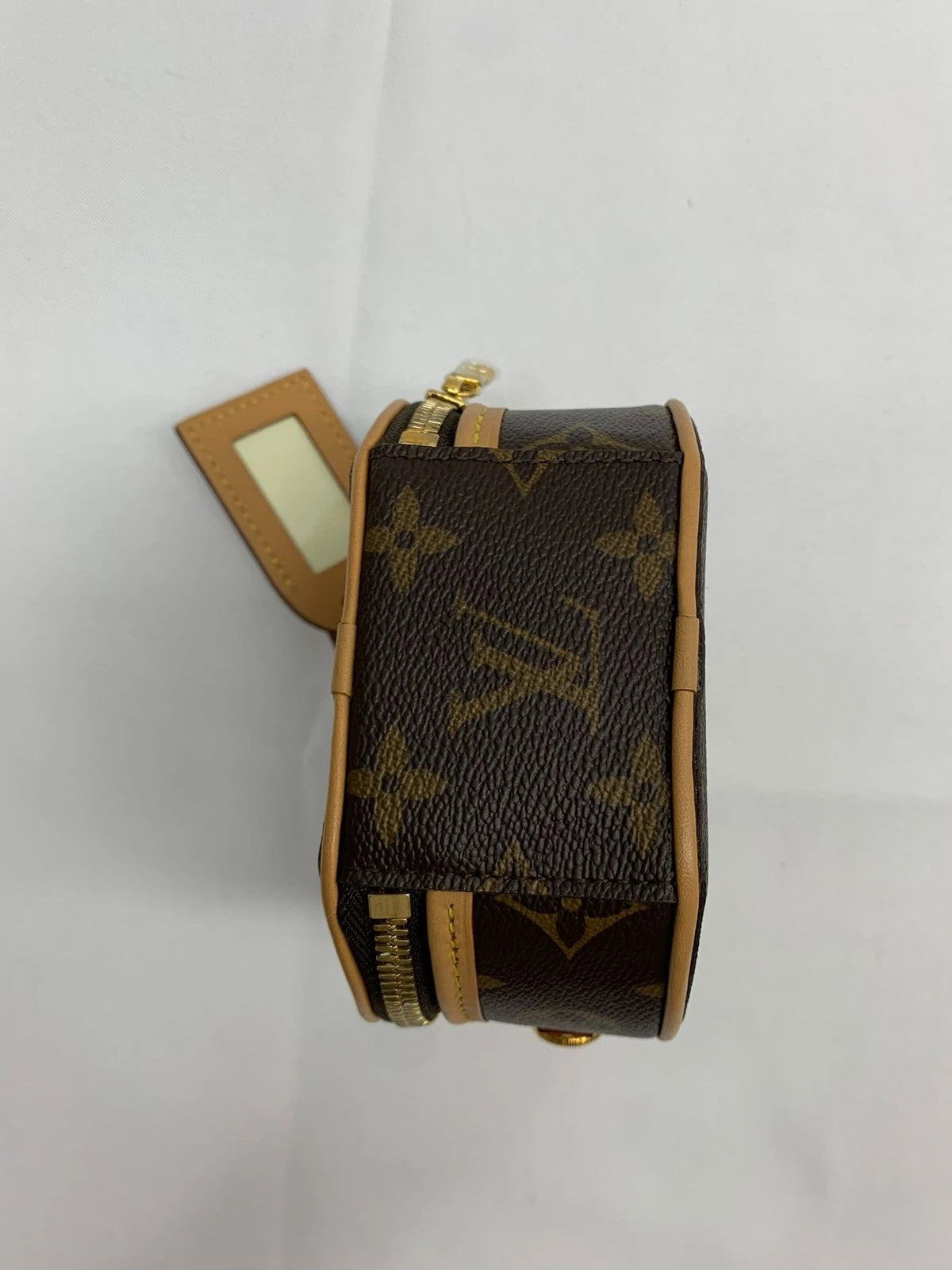 Louis Vuitton Canvas Women's Mini Boite Chapeau Crossbody Top Handle Bag