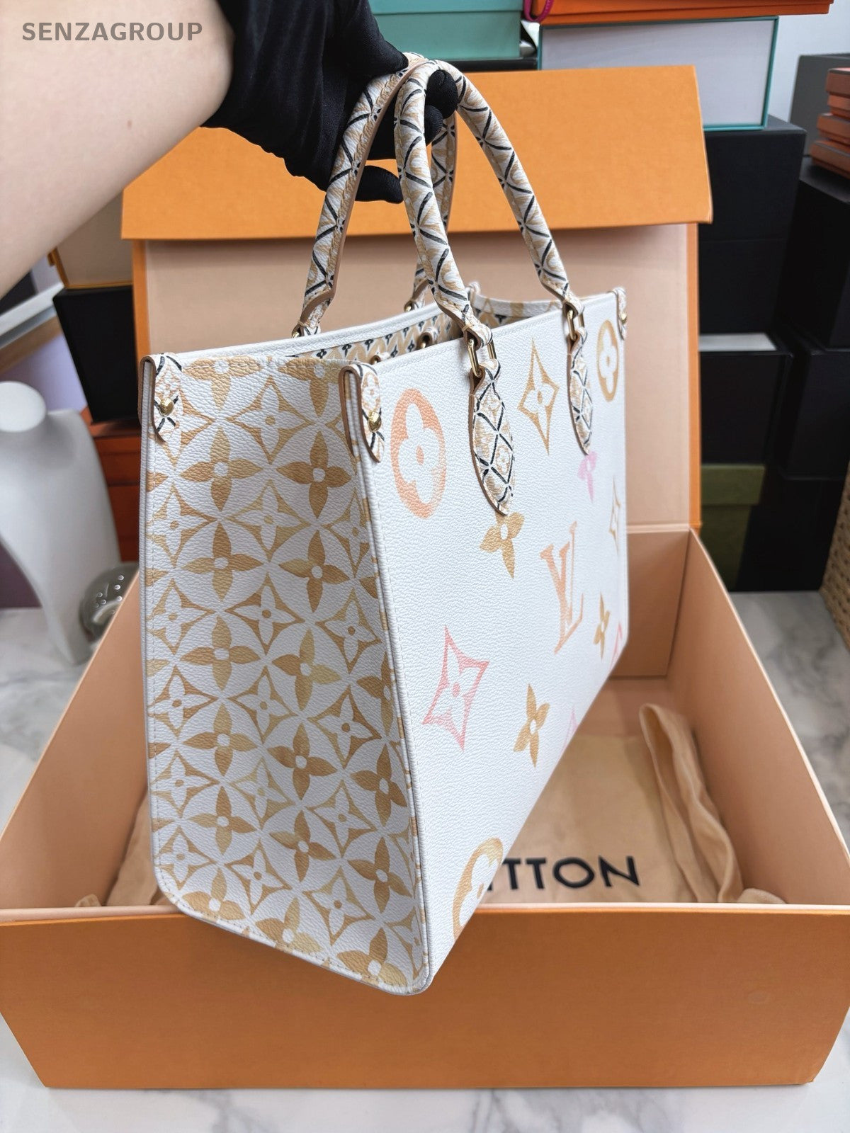 Louis Vuitton ONTHEGO MM Tote Monogram Summer Edition Handbag Women White