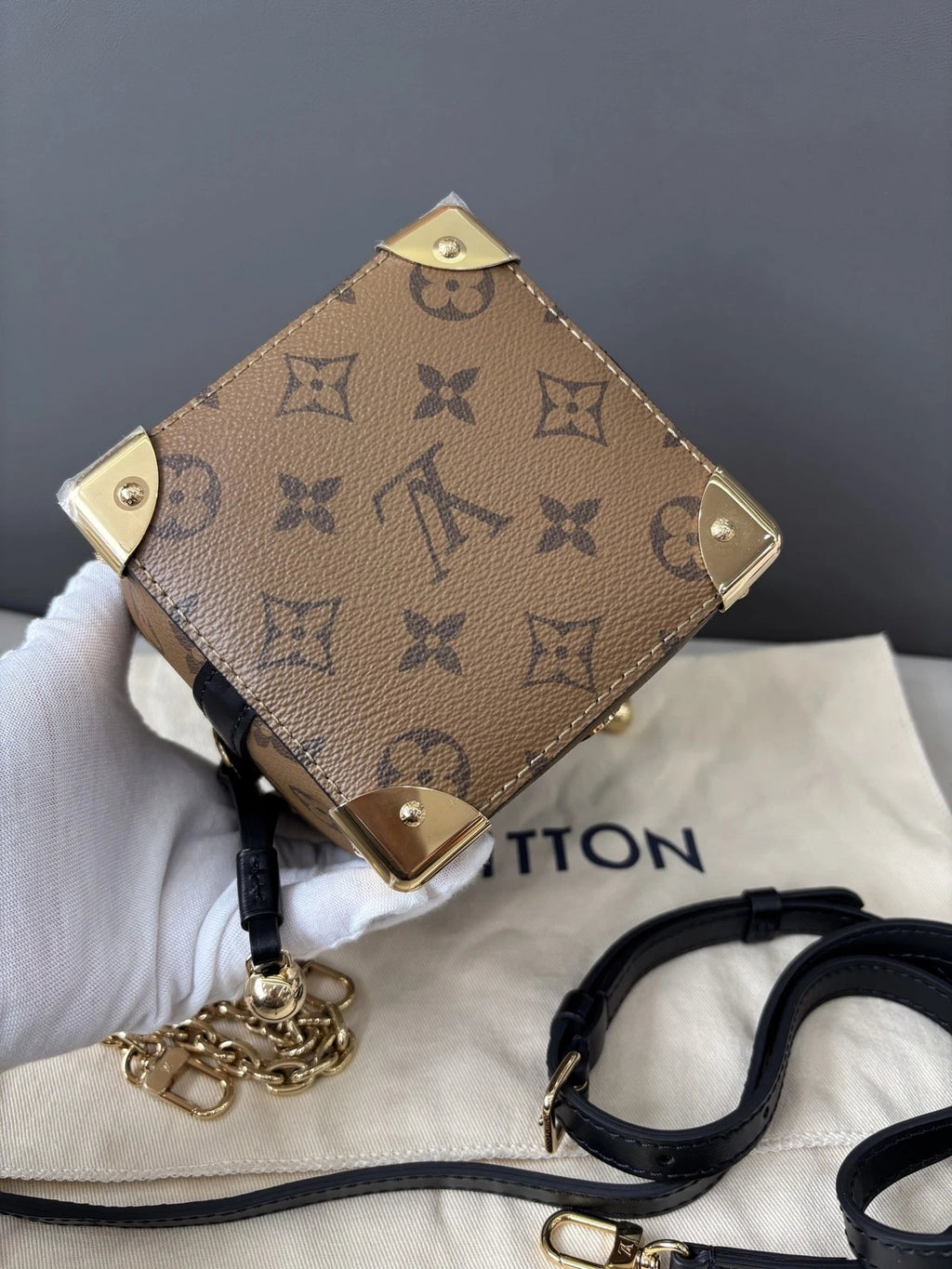 Louis Vuitton Noe Monogram Canvas Brown Crossbody Excellent