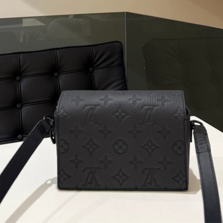 Louis Vuitton Steamer Trunk Box Bag Shoulder Crossbody Unisex Adults