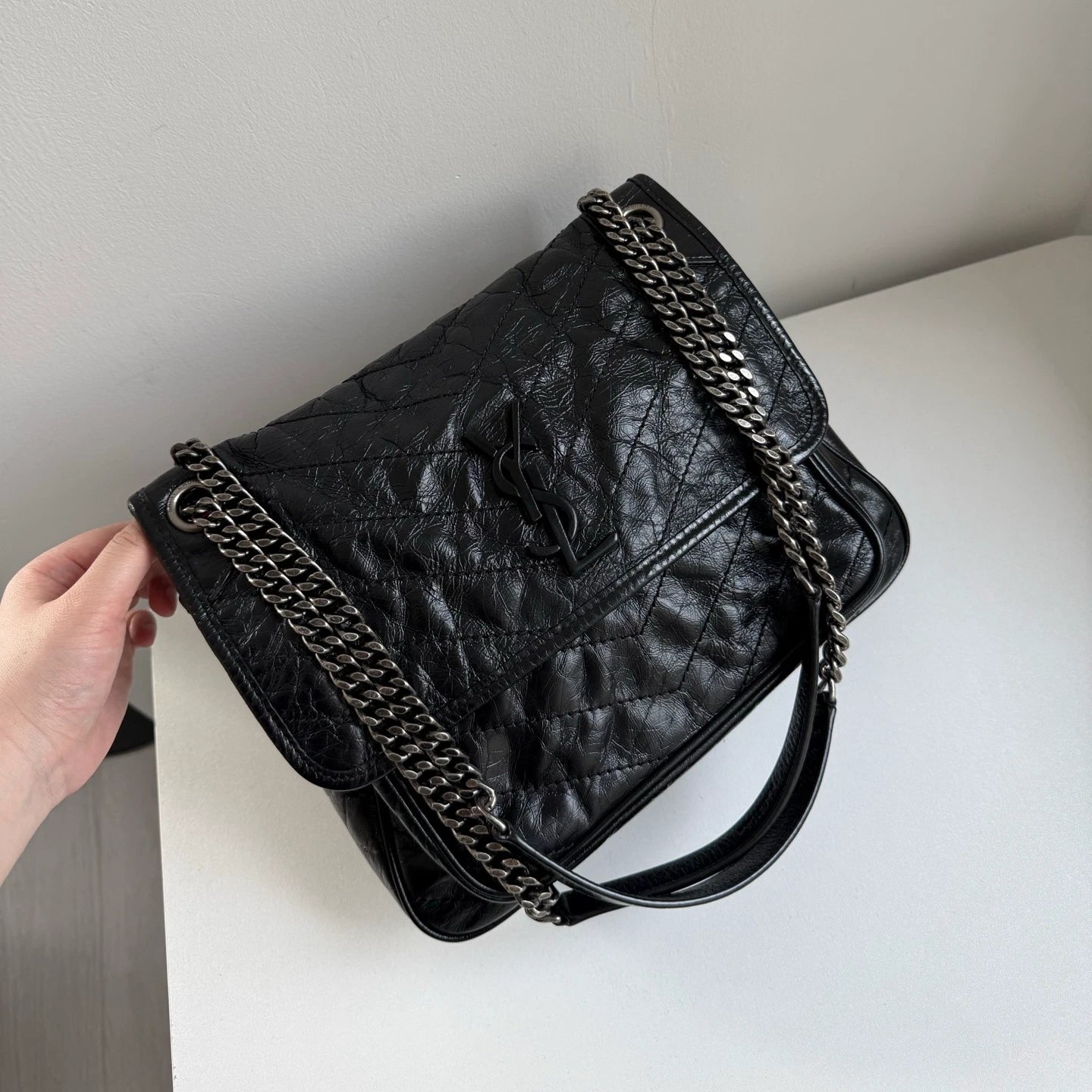 Saint Laurant Niki MM Black Chain Shoulder Bag Crossbody Silver Hardware