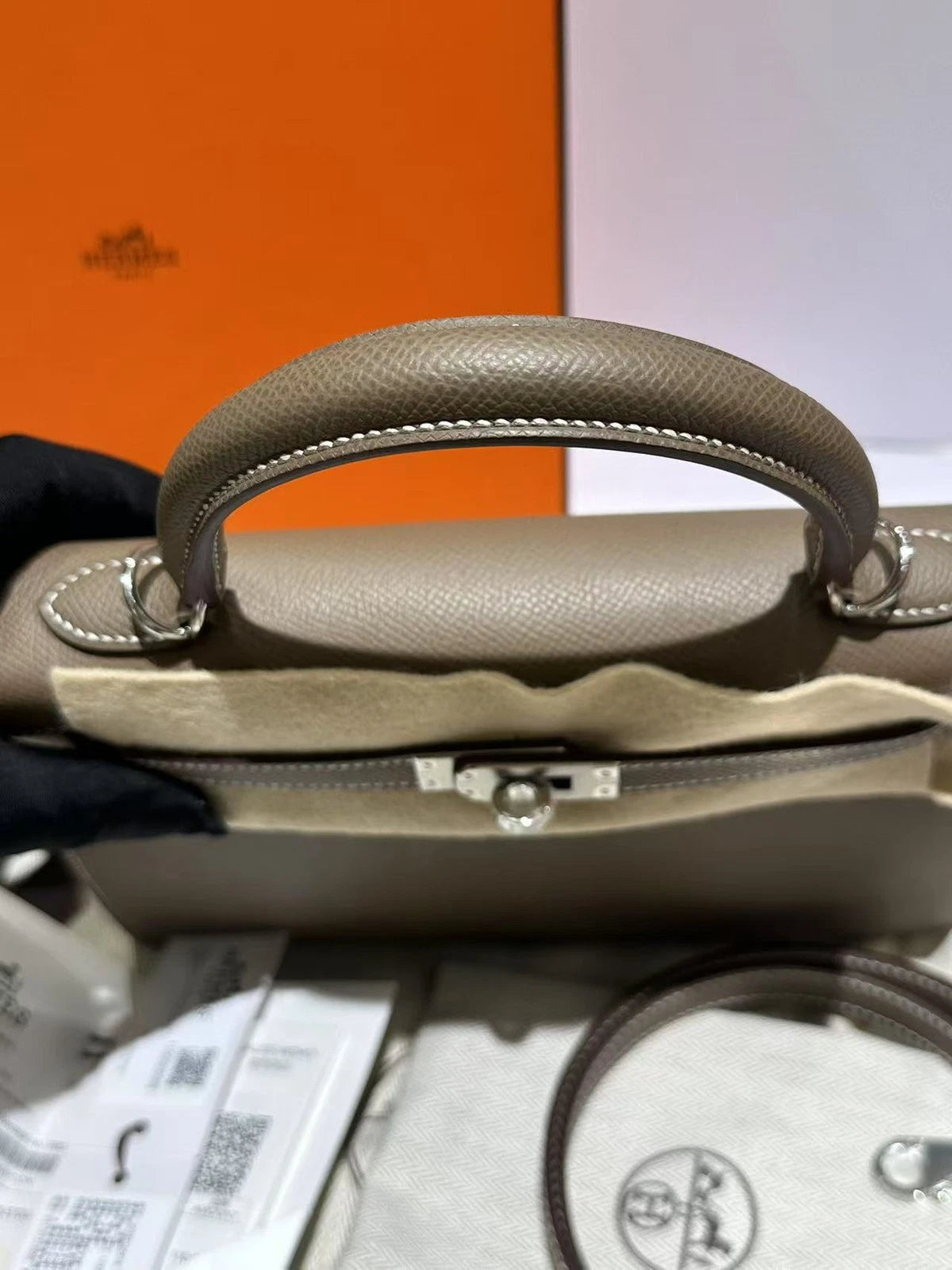 Hermes Kelly25 Epsom Leather Top Handle Bag For Women Grey Silver